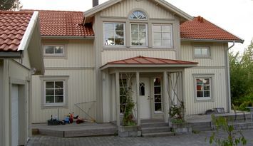 Hus i utkanten av Göteborg nära kusten och skogar