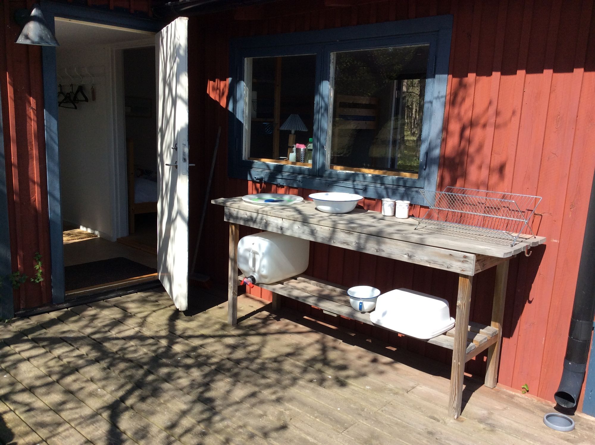 Enkel men mysig stuga Fårö – bild 3 av 8