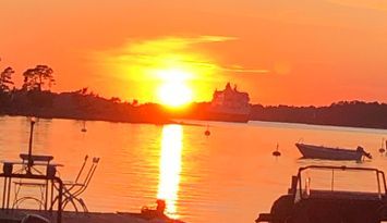 Sandhamn precis vid havet