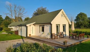 Stuga med SPA 20 min till ULLARED