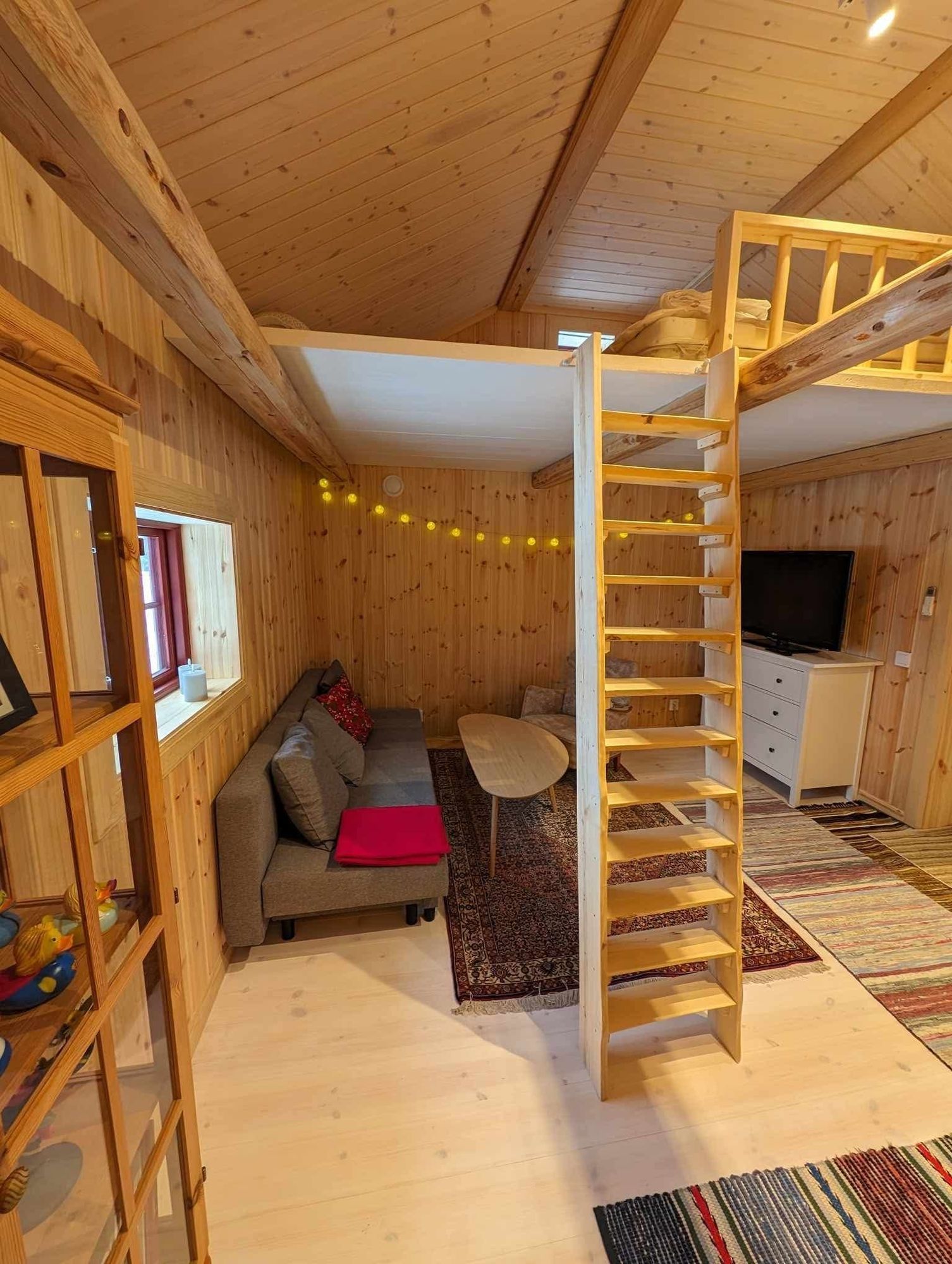 Mysig stuga i Gopshus längs Vasaloppsspåren – bild 14 av 24