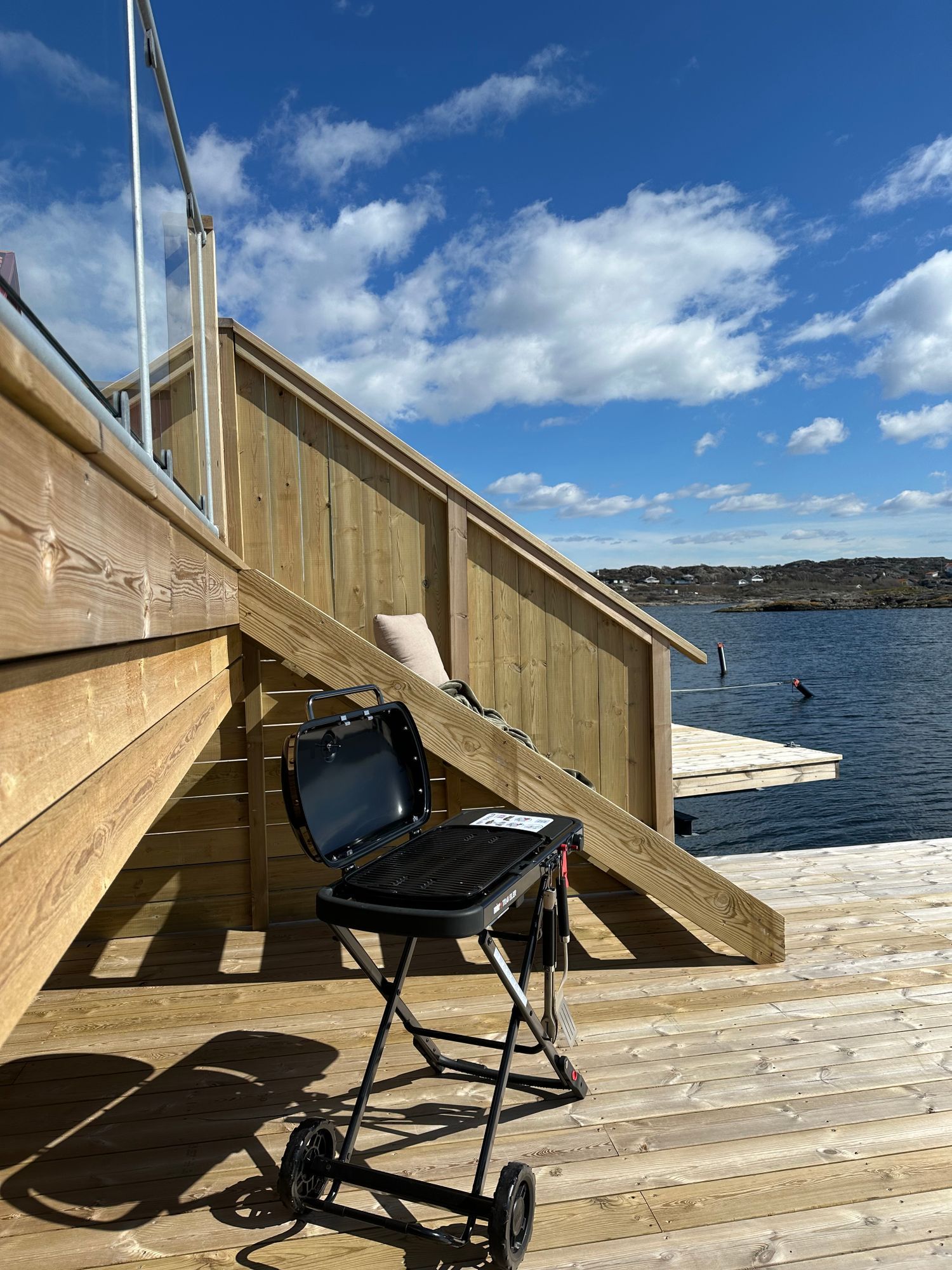 Bo vid havet med egen brygga – bild 7 av 20