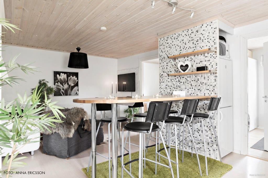 Mysigt gårdshus i centrala Visby