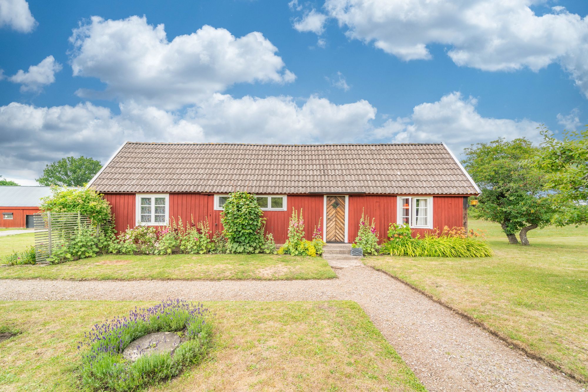 Charmigt gästhus - Sängkläder inkluderas