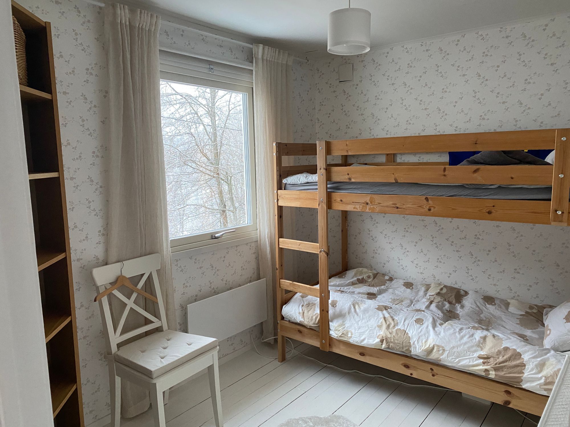 Litet hus nära Sandsjöbacka naturreservat – bild 7 av 11