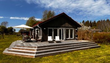 Nybyggt fritidshus på charmiga Söderöra