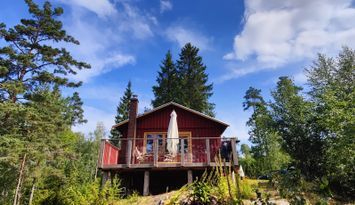 Lilla Toppstugan med sjöutsikt