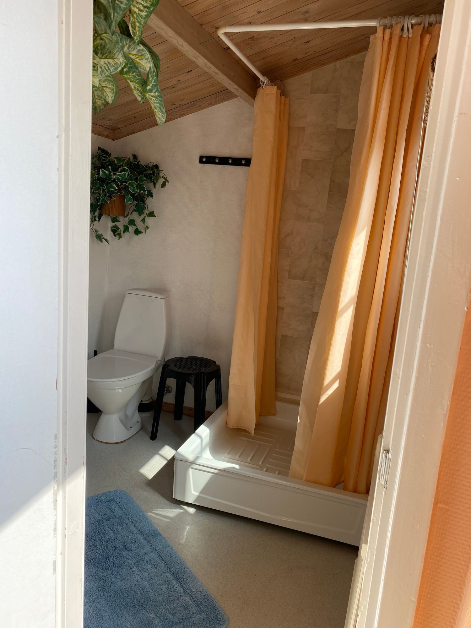 Charmig stuga på Öckerö – bild 15 av 15