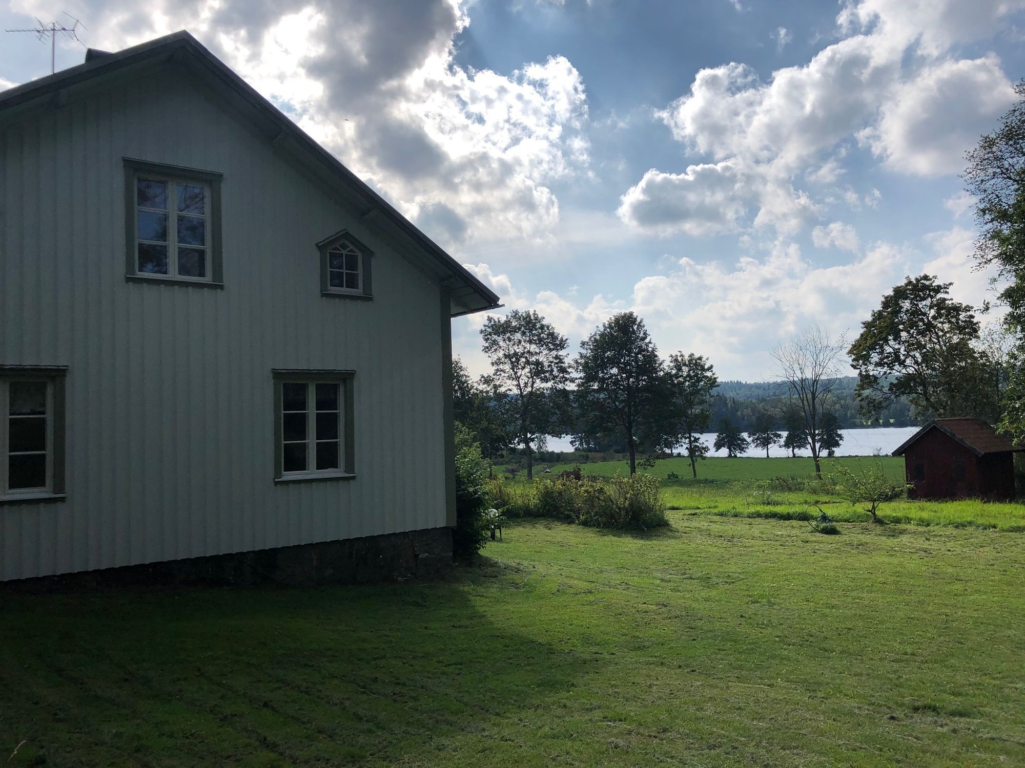Herrgårdsflygel 1700-talsgård unik miljö, Bjurbäck – bild 12 av 14