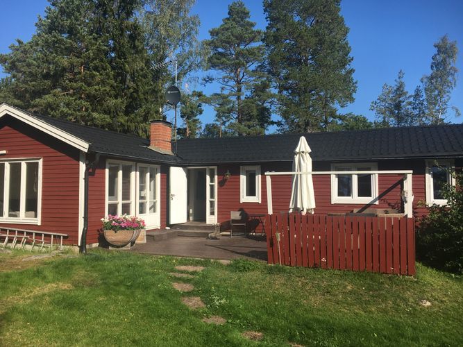 Stuga i Norrtälje med 6 bäddar #33939