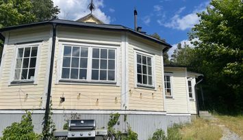 Semesterhus på Skarpö
