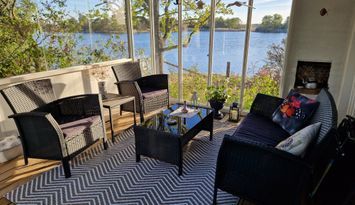 Havsnära stuga vid Kalmarsund