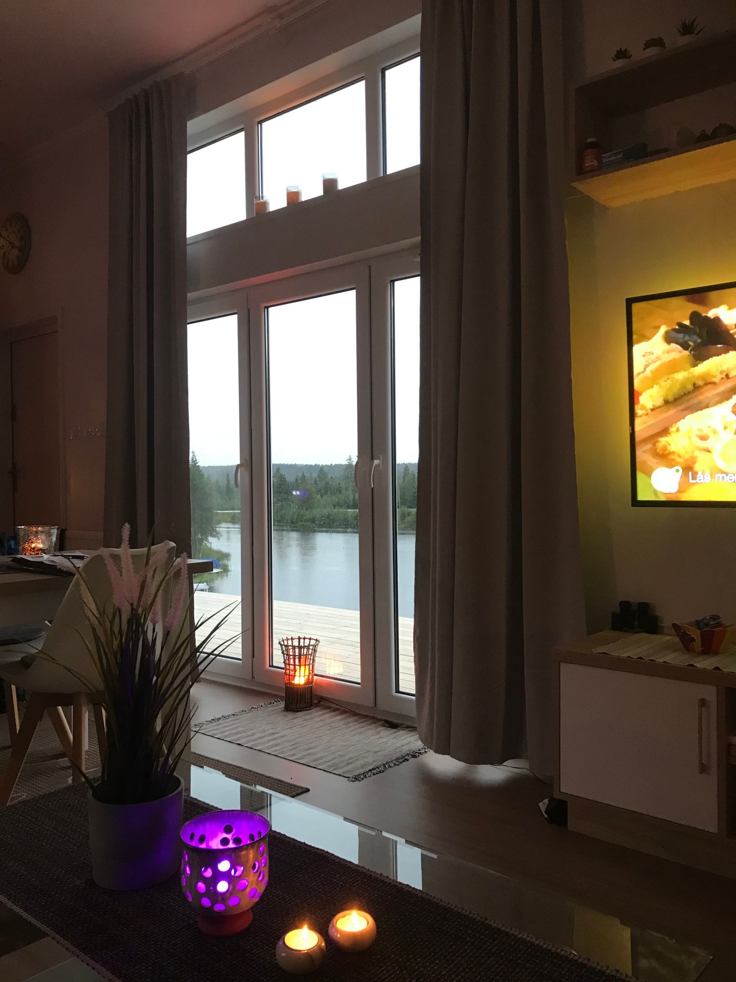 Tallbackens flaggskepp med stor möblerade altaner. – bild 24 av 24
