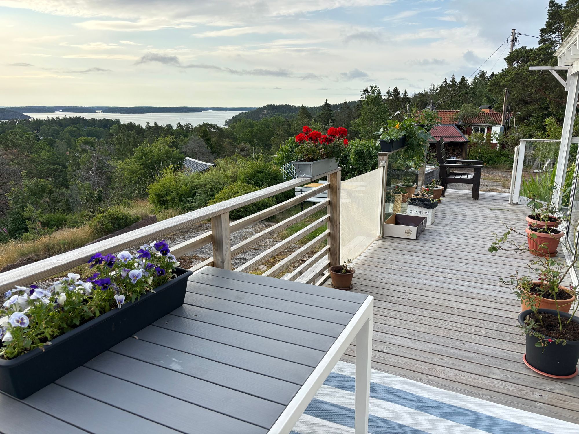 Idyllisk Skärgårdsvilla med milsvid havsutsikt – bild 5 av 11