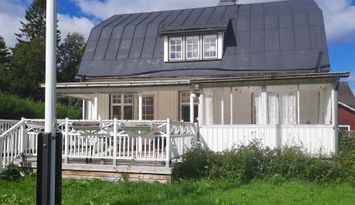 Stort bekvämt hus