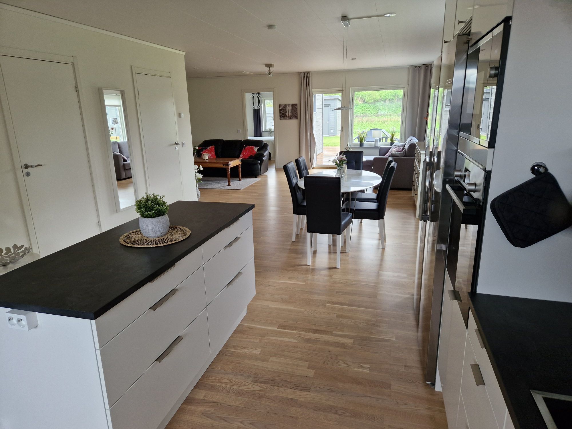 Nybyggt parhus i Mörbylånga på Öland. – bild 5 av 24