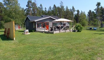 Nice little house with 4- 12, beds in Gotland