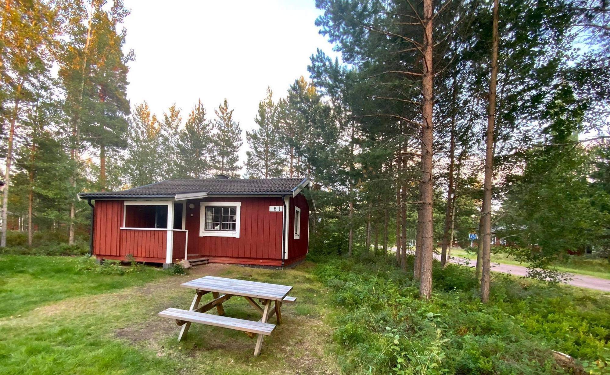 Liten stuga på naturtomt nära Siljan – bild 5 av 22