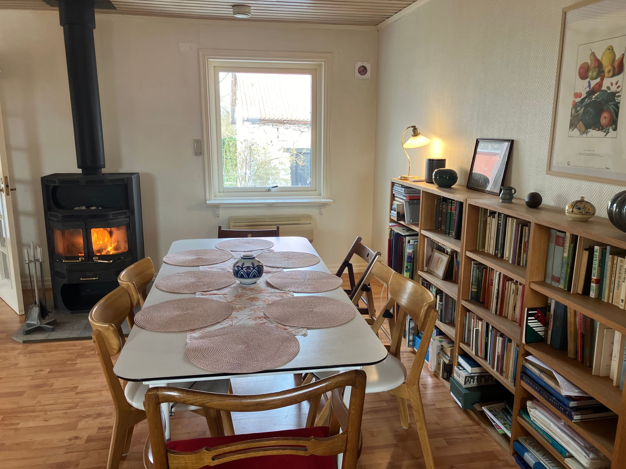 Hus vid Alvarets kant- fågelskådare – bild 2 av 19