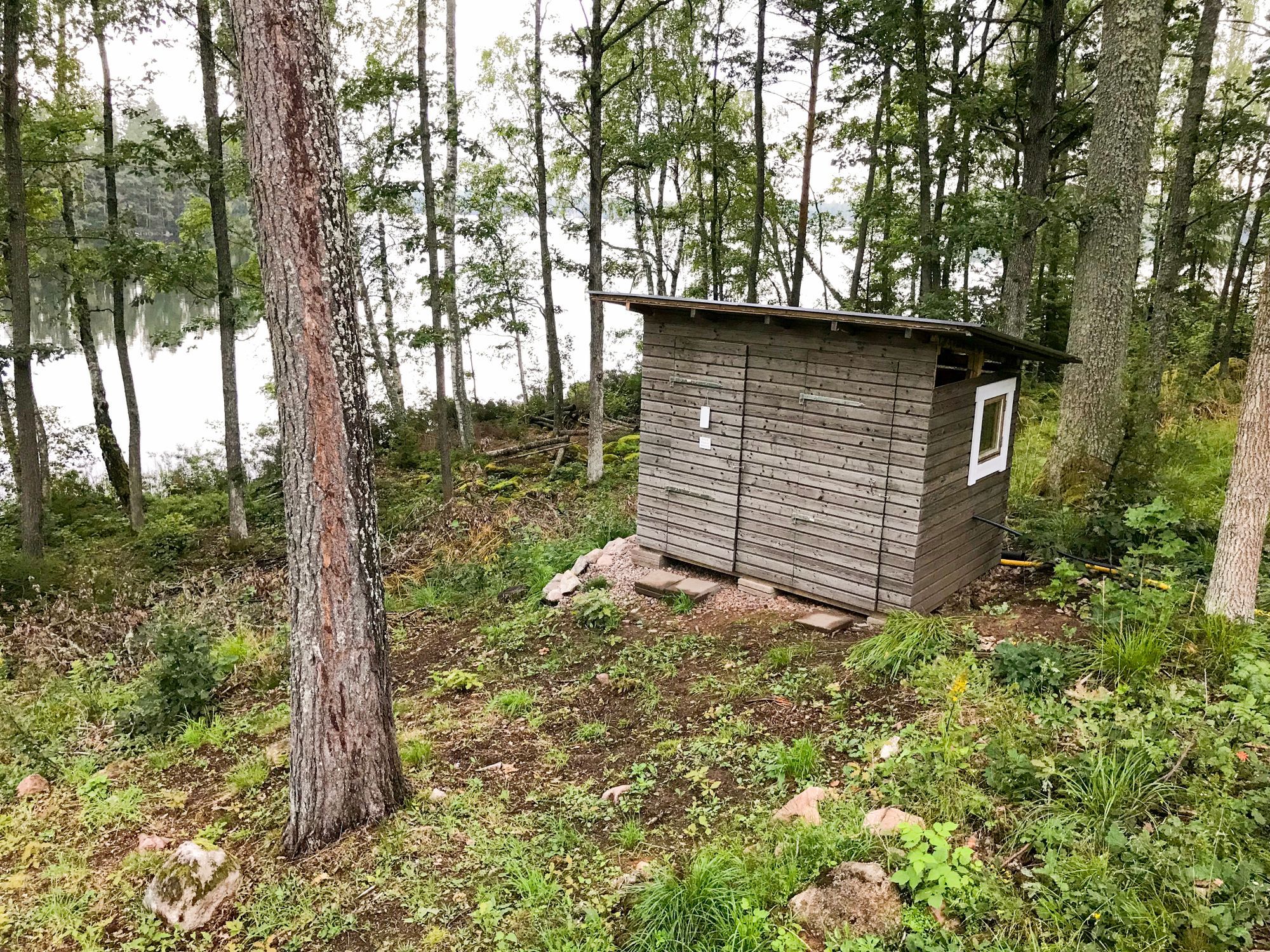 Hus på strandtomt med egen brygga och många bäddar – bild 15 av 24