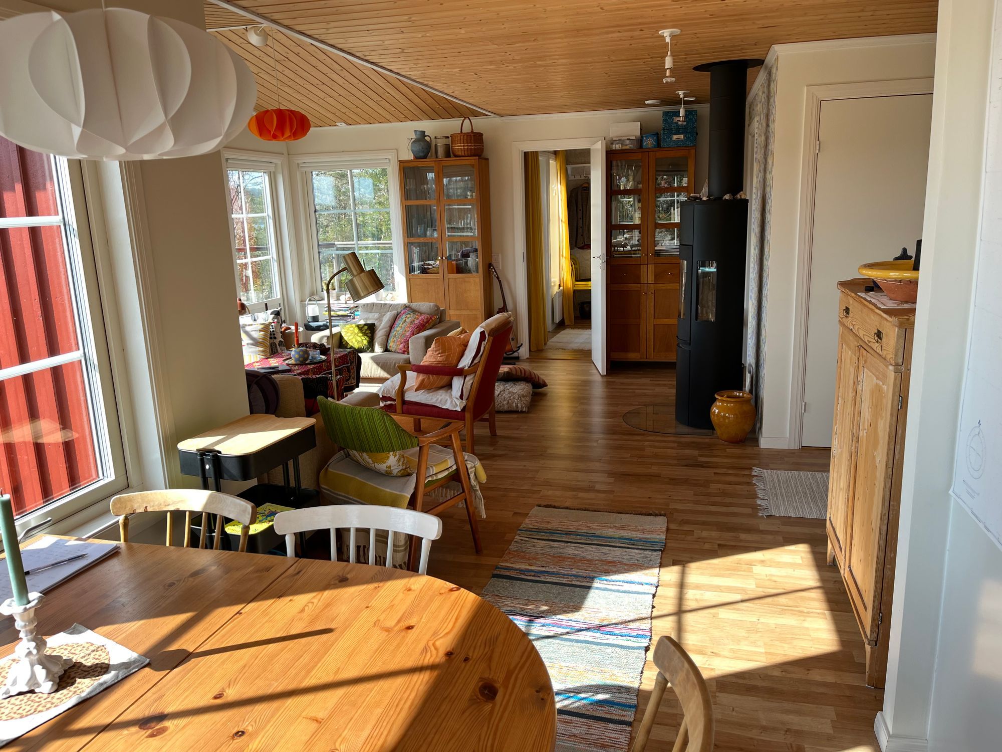 Litet hus på Orust med härlig fjordutsikt. – bild 6 av 14
