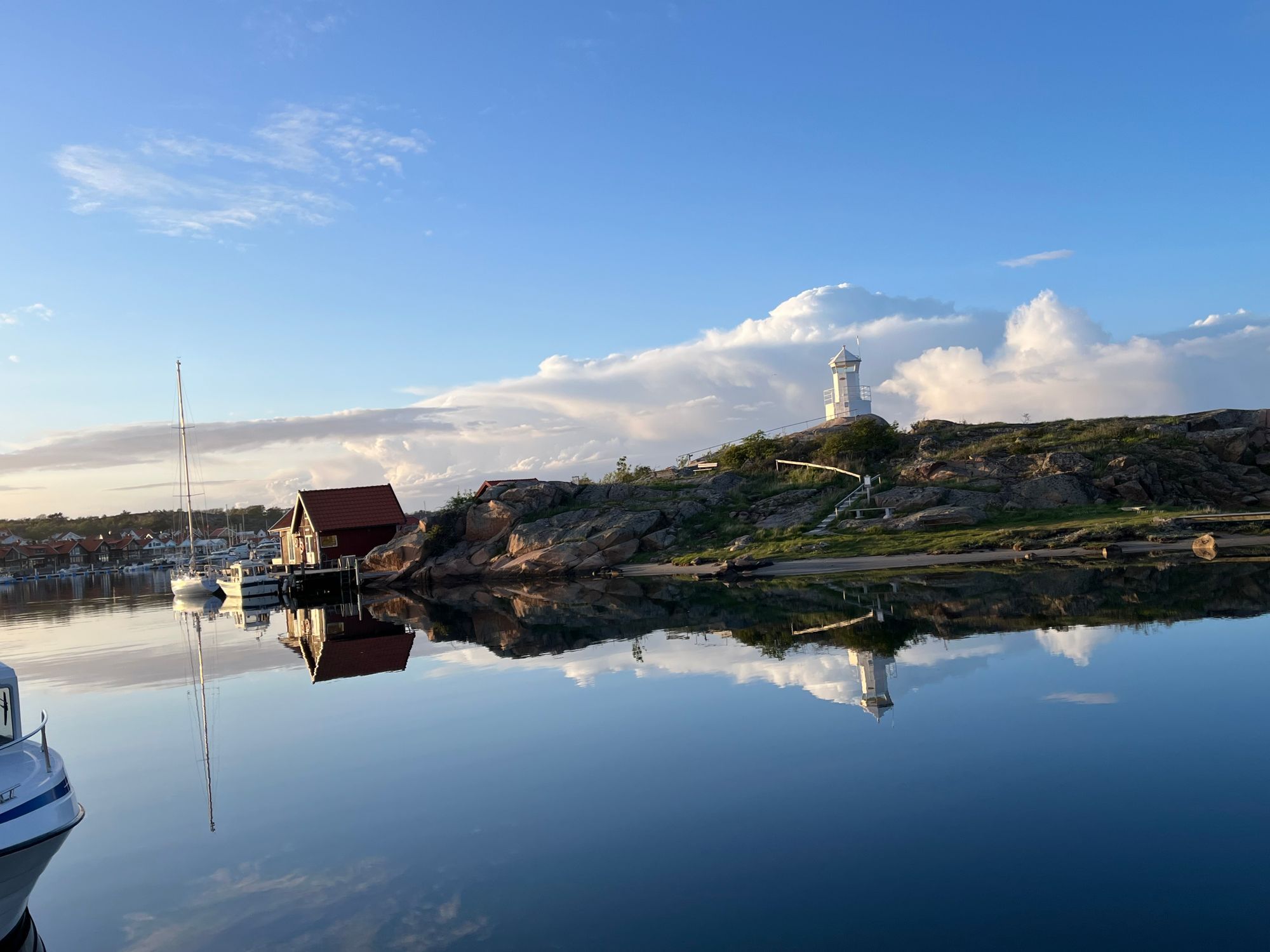 Mysigt Skärgårdshus på vackra ön Bohus-Malmön – bild 22 av 24
