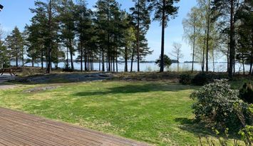 Underbar stuga precis vid havet med spa