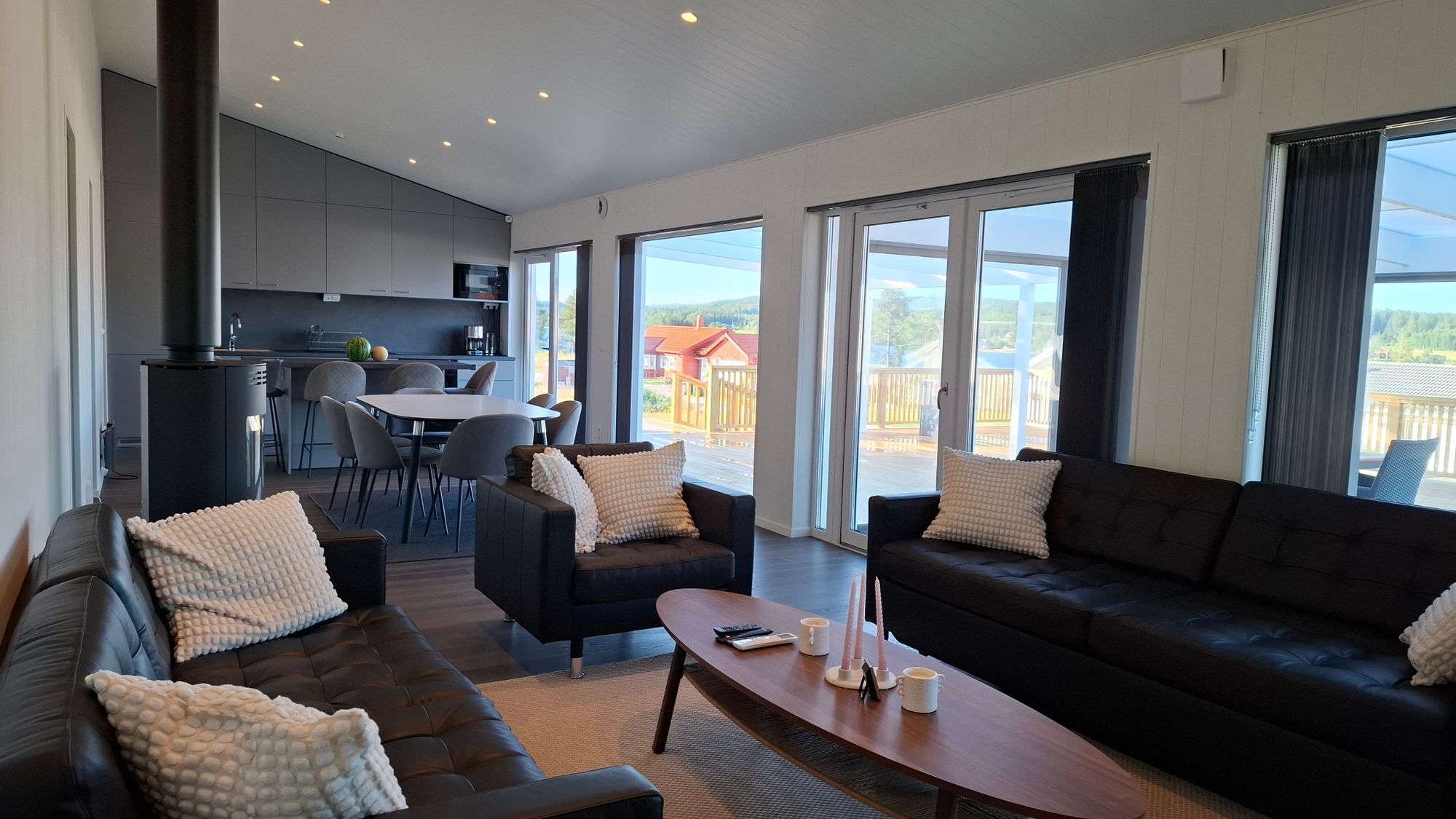 Modern Stuga med sjöutsikt, spa anläggning – bild 10 av 24