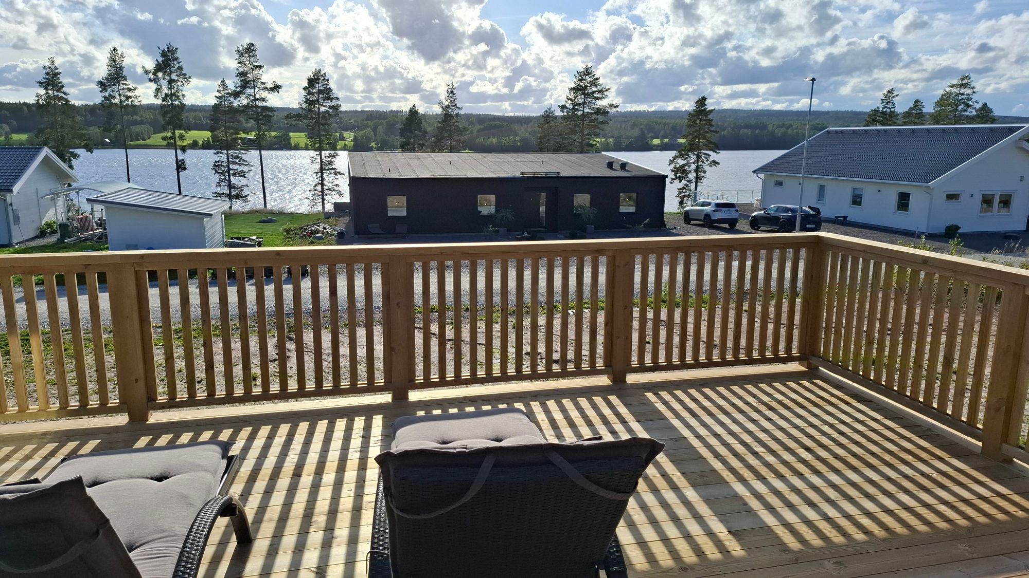 Modern Stuga med sjöutsikt, spa anläggning – bild 24 av 24
