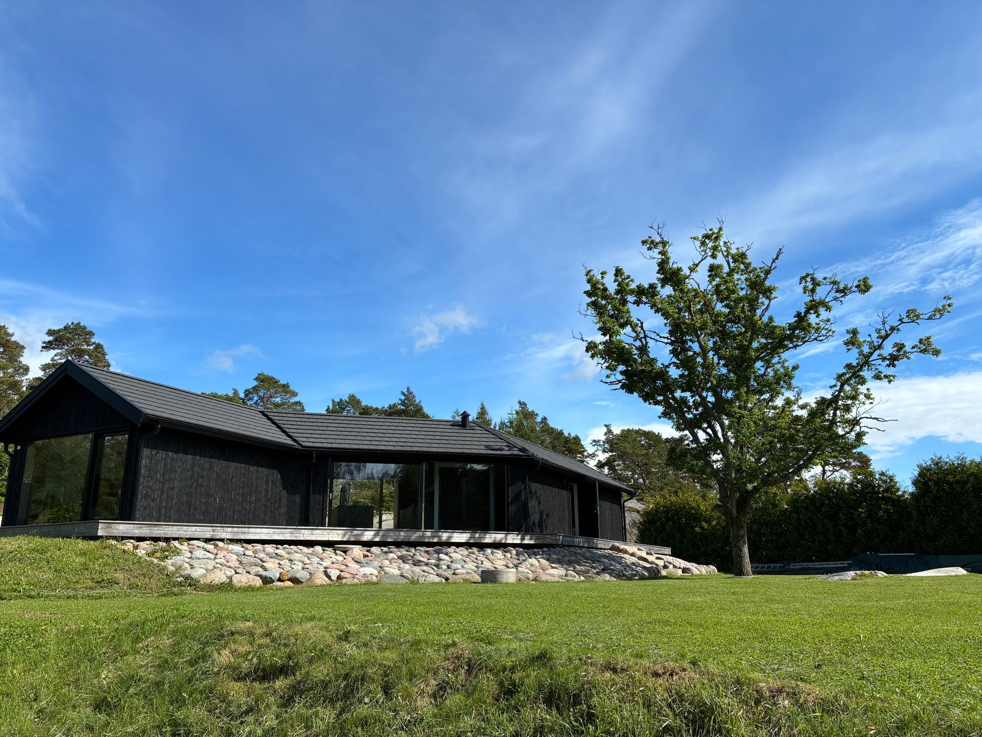 Stuga i Tanum med 4 + 2 bäddar #39712 – bild 2 av 24