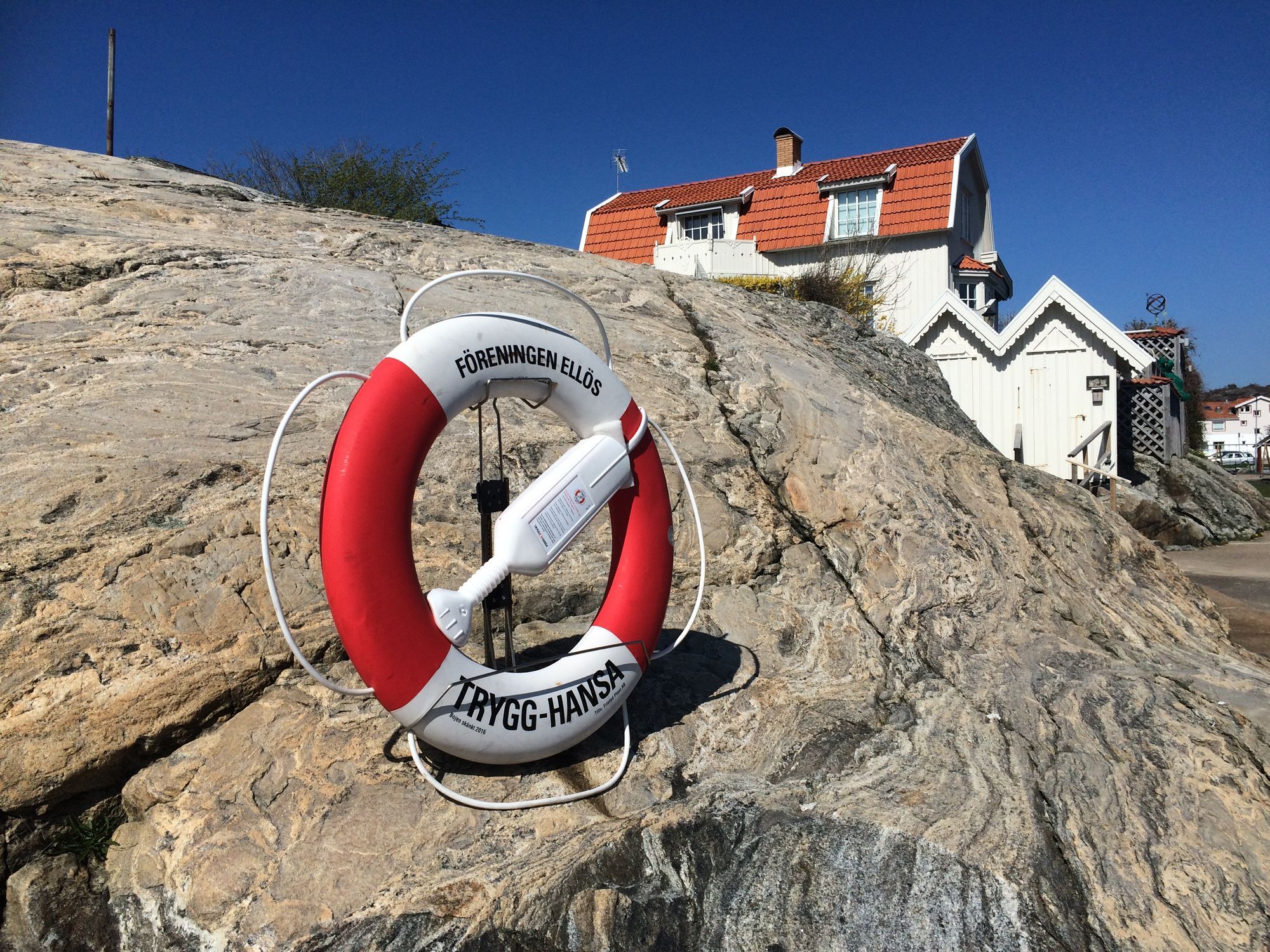 Stuga, Orust, Bohuslän, lugnt läge, skog, havsnära – bild 21 av 23