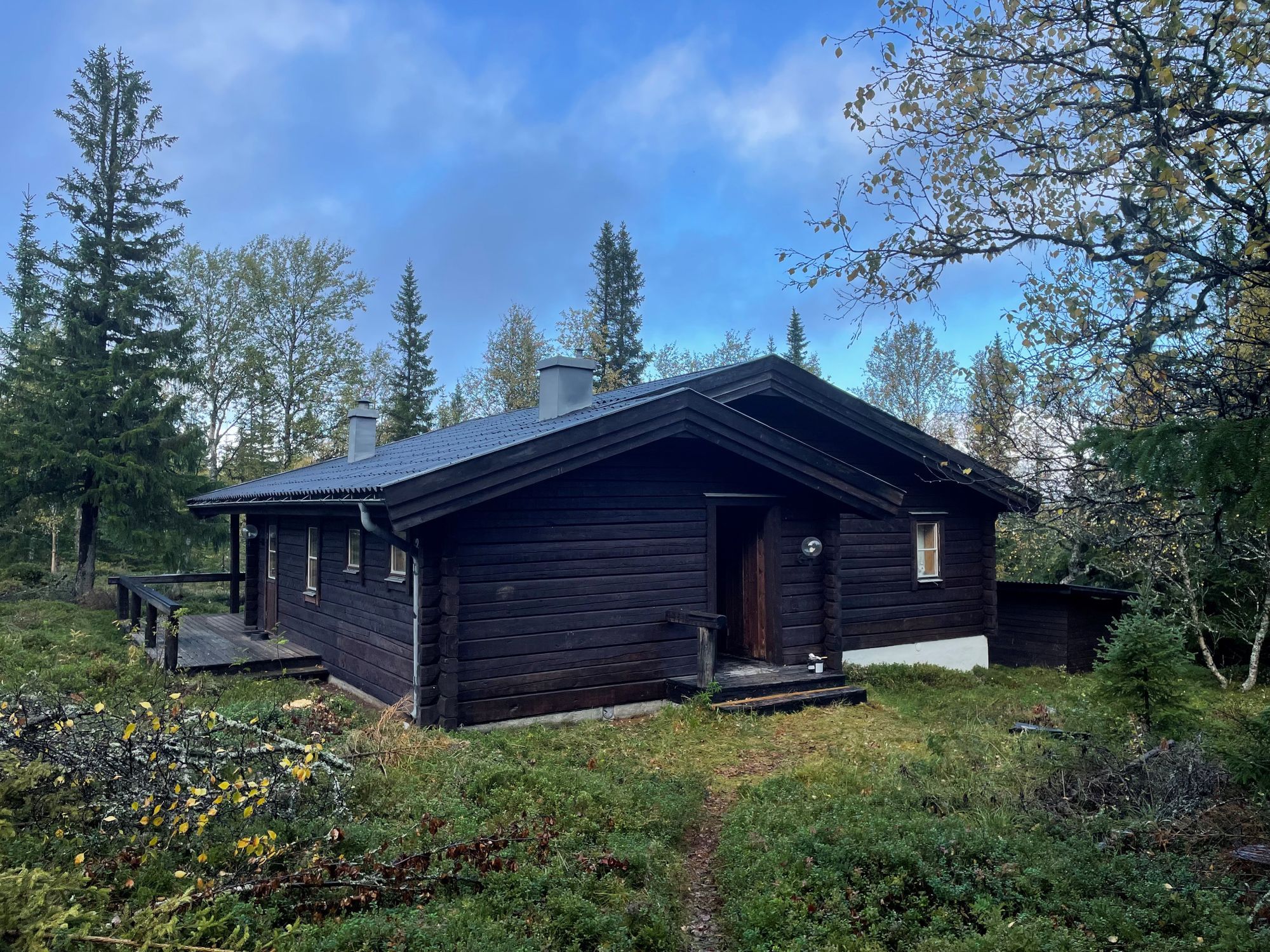 Välkomna att hyra vår mysiga stuga i Snasahögarna – bild 2 av 24