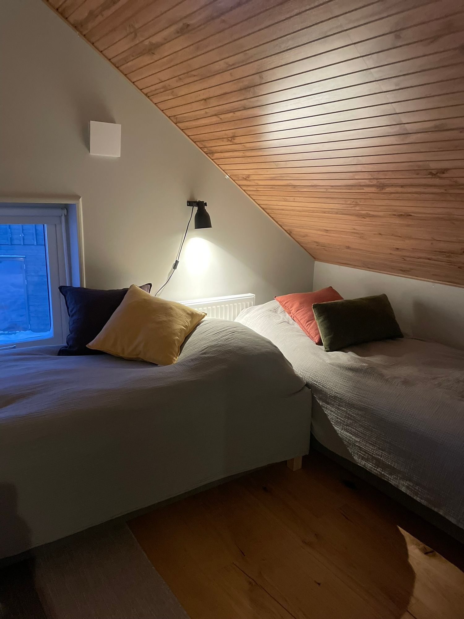 Modernt hus med spabad, nära liftar och längdspår – bild 17 av 24