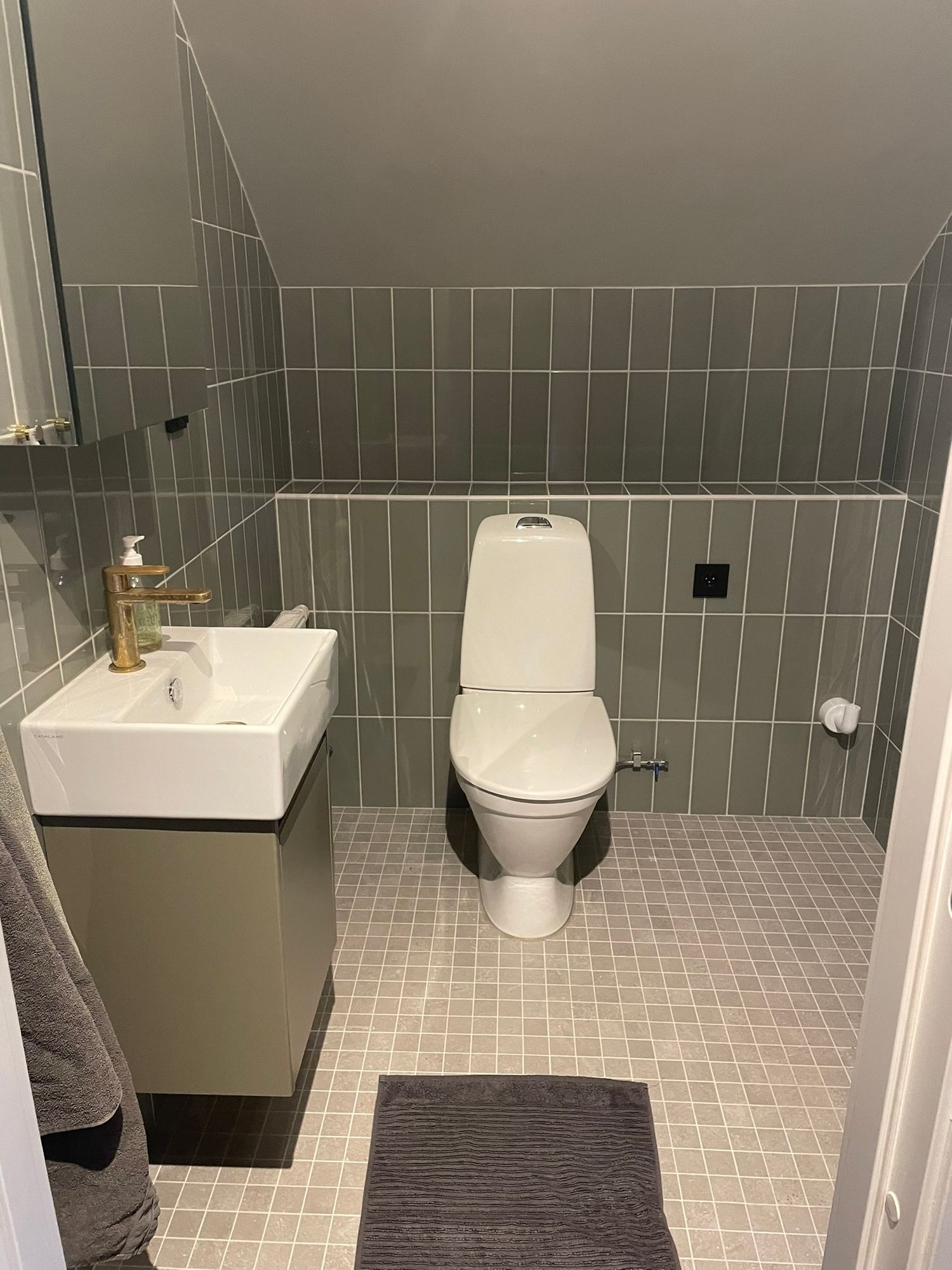 Modernt hus med spabad, nära liftar och längdspår – bild 20 av 24