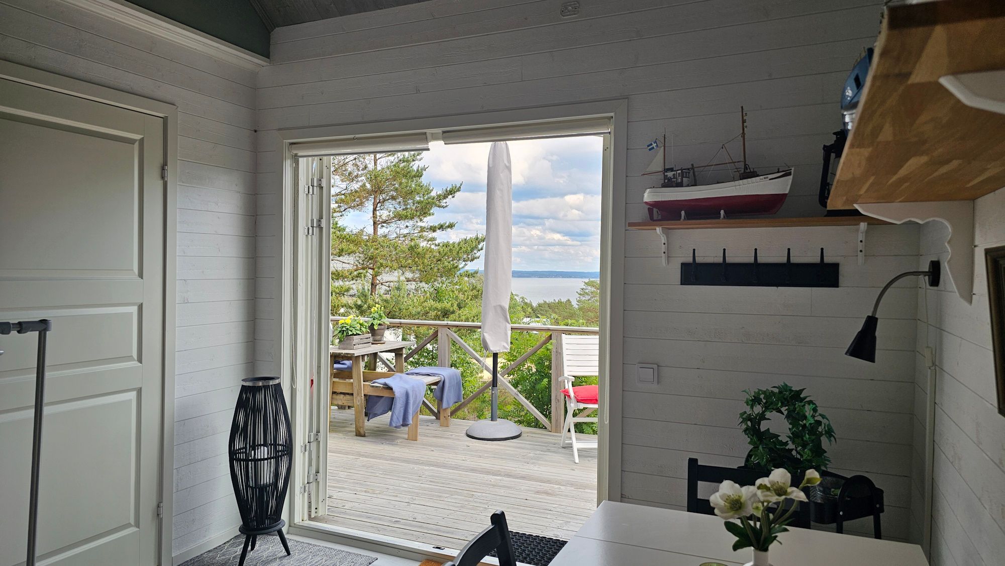 Stuga med havsutsikt i Rönnäng | SE09148 – bild 7 av 24