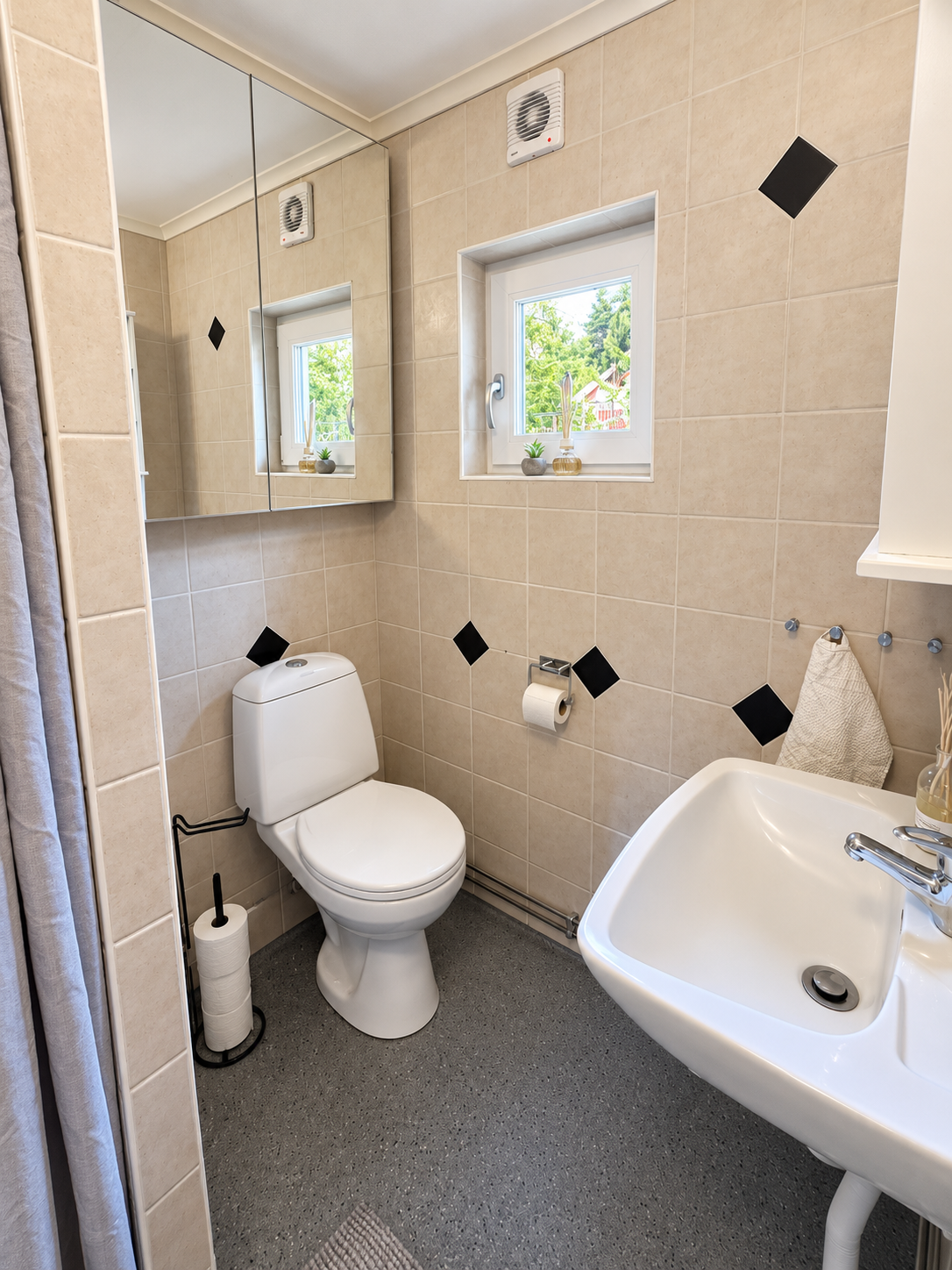 Sommaridyll nära bad och hamn – med privat jacuzzi – bild 17 av 24