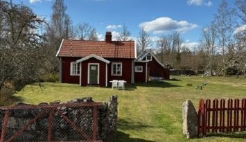Lantligt fridfullt torp uthyres veckovis