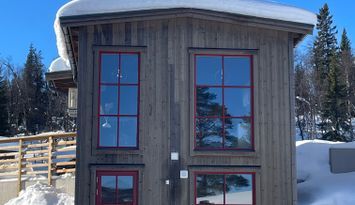 Nybyggd stuga på 50 kvm mitt i fjällvärlden