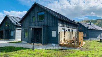 Tänndalen, Hamra Skid- och aktivitetsanläggning