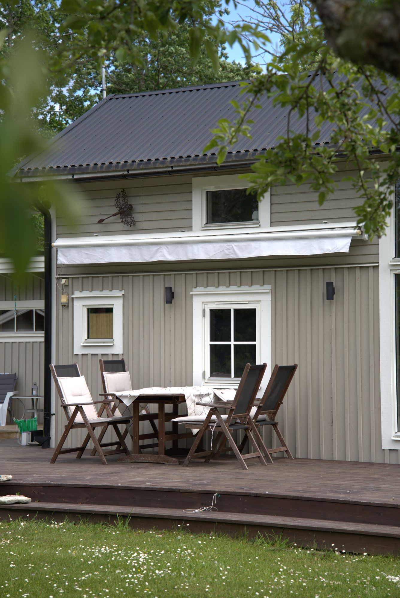 Charmig stuga med bra läge norr om Borgholm! – bild 3 av 14