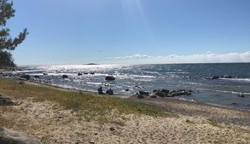 Stort Skifteshus med egen strand