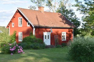 Stuga på lantgård i Ydre Östergötland