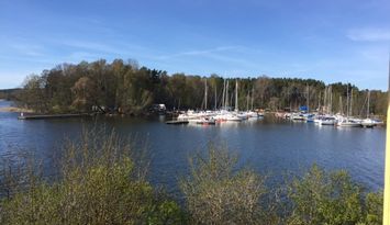 Sjötomt på Ekerö, Mälaren