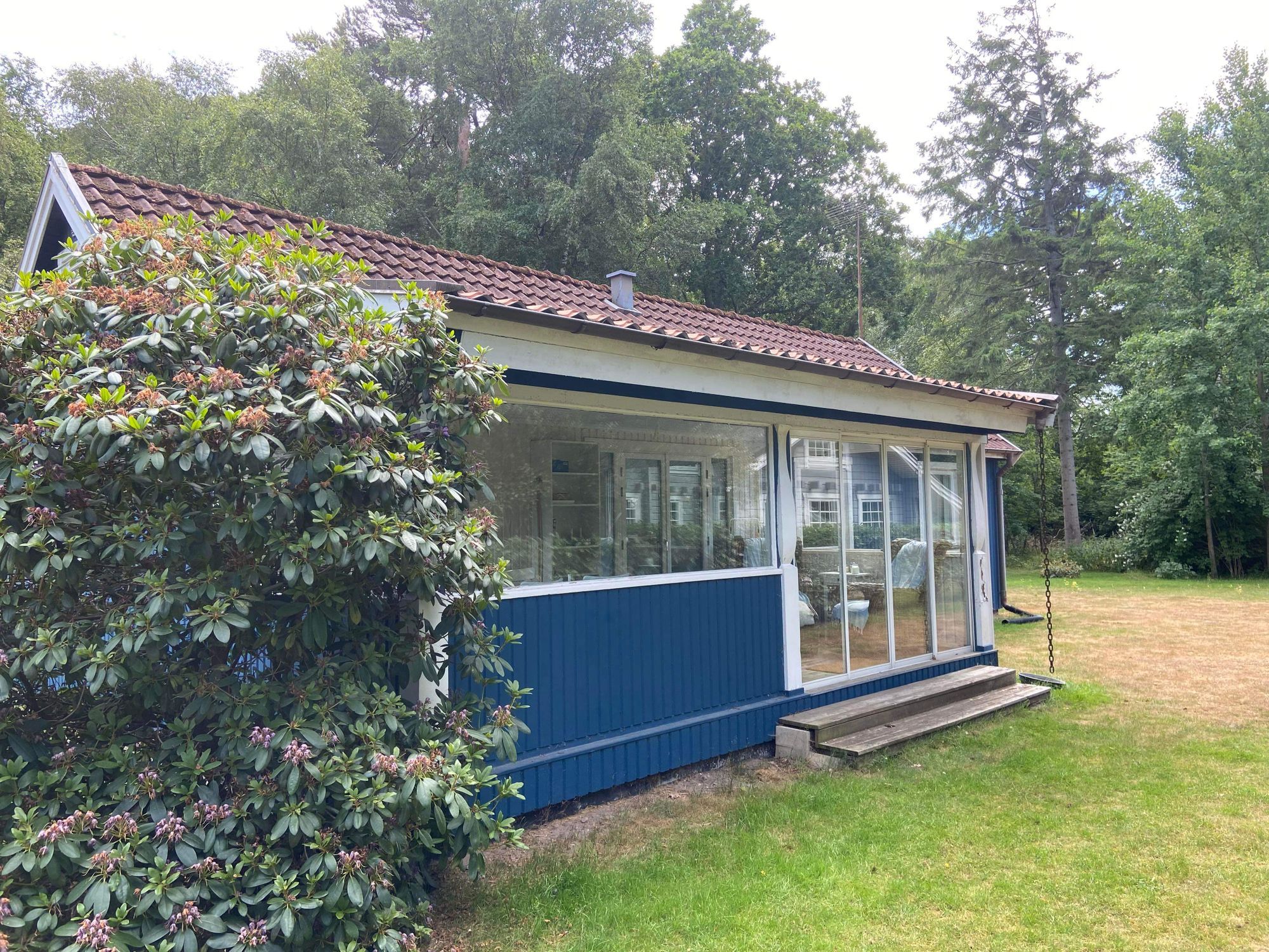 Mysig sommarstuga vid stranden – bild 24 av 24