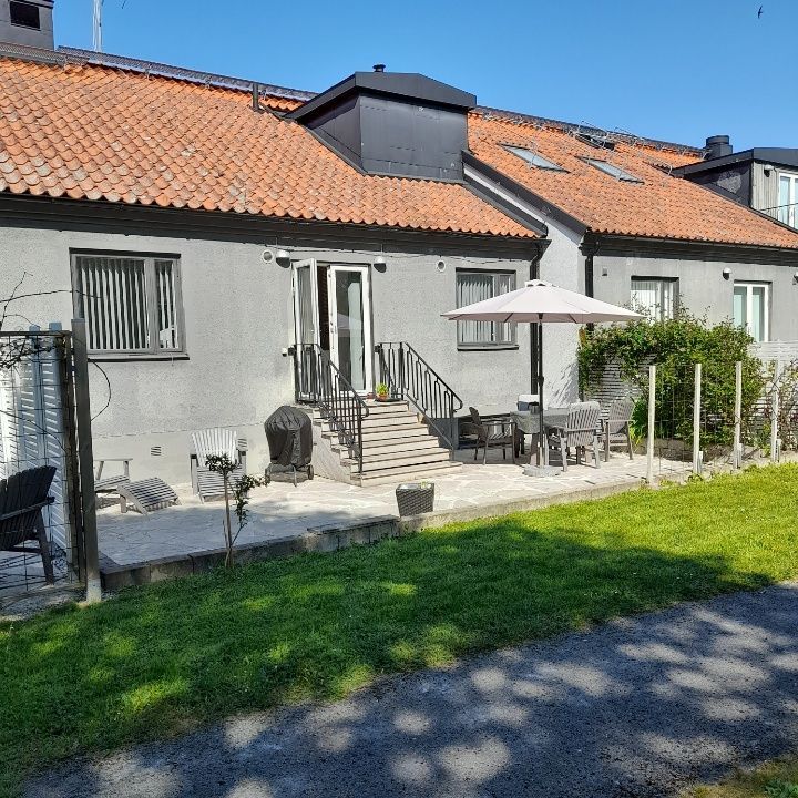 Charmig lägenhet i Burgsvik