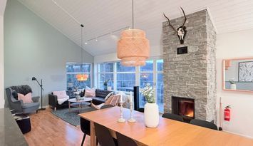 Modern fjällstuga, ski in/ski out & otrolig utsikt