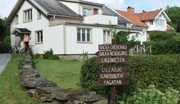 Hus med trädgård, nära sjö (30 min till Göteborg)
