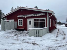 Tyrellas trevlig lägenhet ca 6 km norr om Järvsö