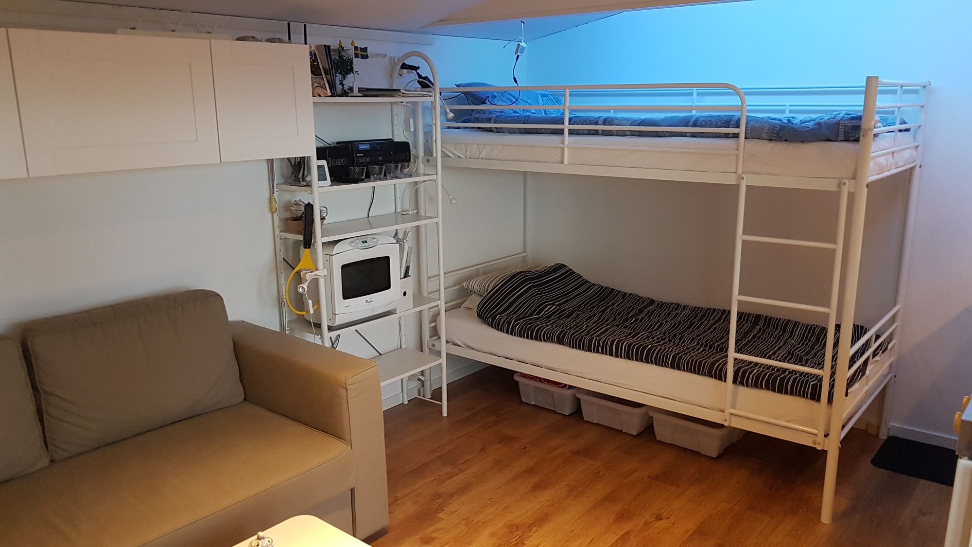 Stuga med havsutsikt vid Finnkroken, S:t Anna – bild 6 av 10