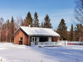 Stuga på golfbanan i Hede